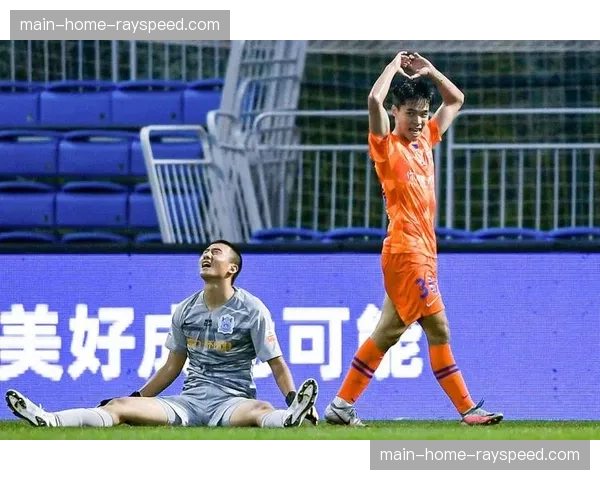 战术复盘：深圳新鹏城高位逼抢为何未能转化为胜势？