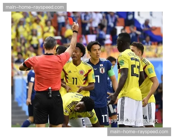 现场报道：圣西罗球场大屏幕实时显示双方预期进球对比曲线