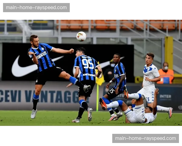 国米向索默提议续约当替补，但球员仍认为自己是首发